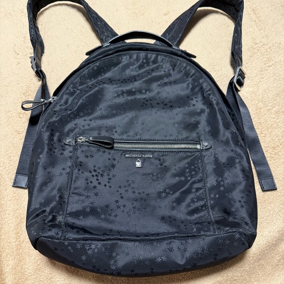 Michael Kors Kelsey Large Backpack - Picture 2 of 7